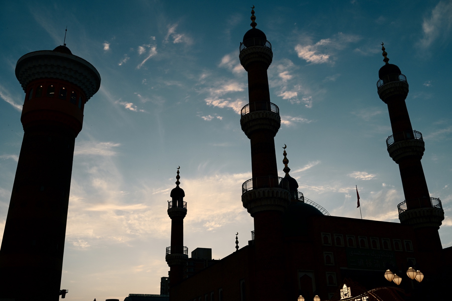 Xinjiang akşam silüeti
